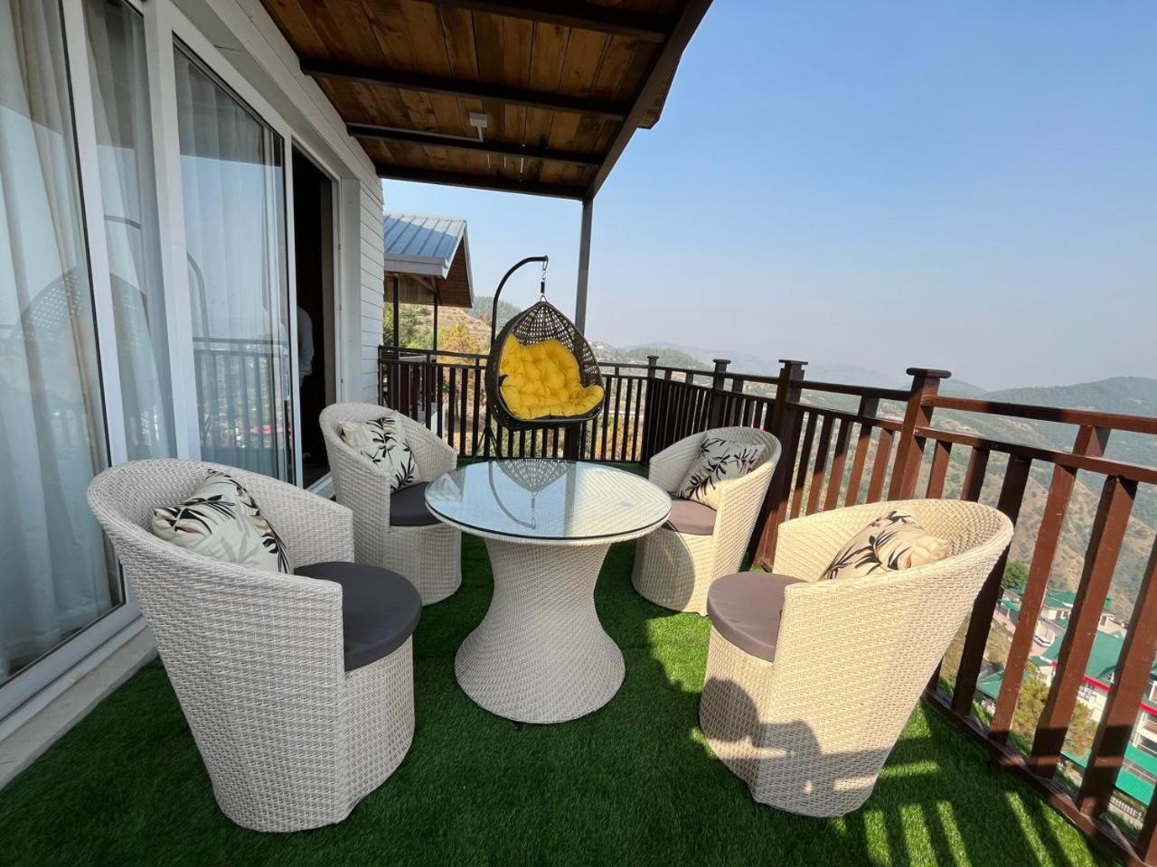Hotel Wood Winds - A Best Valley View Hotel Shimla Exterior photo