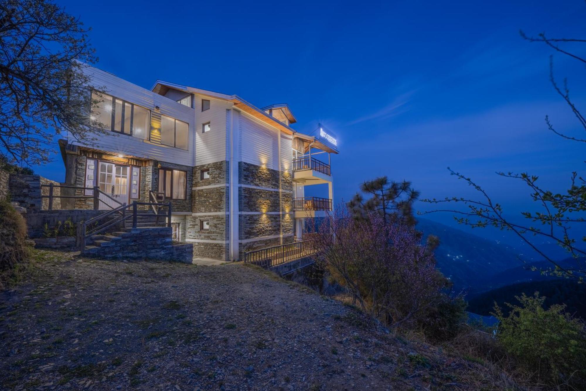 Hotel Wood Winds - A Best Valley View Hotel Shimla Exterior photo