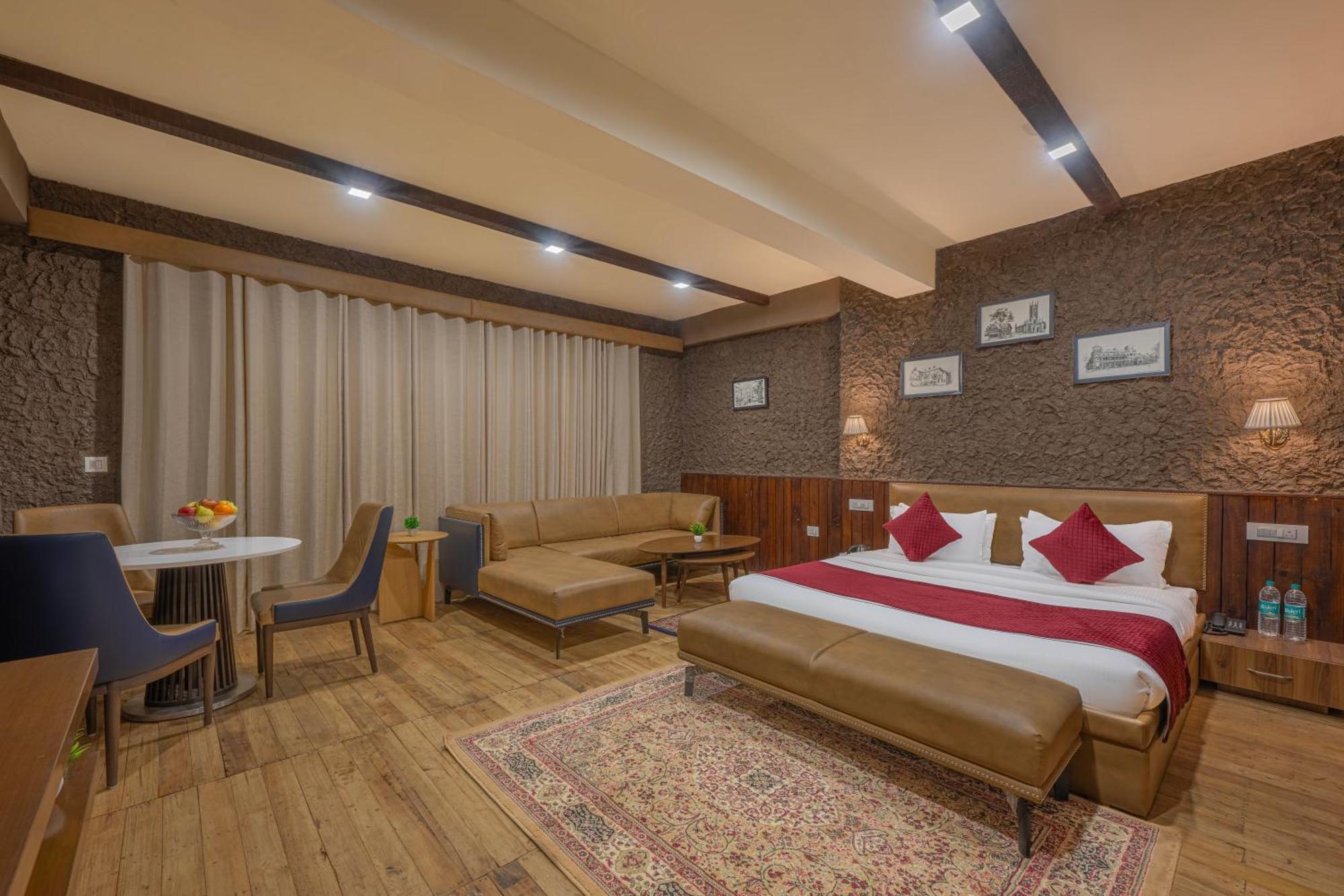 Hotel Wood Winds - A Best Valley View Hotel Shimla Exterior photo