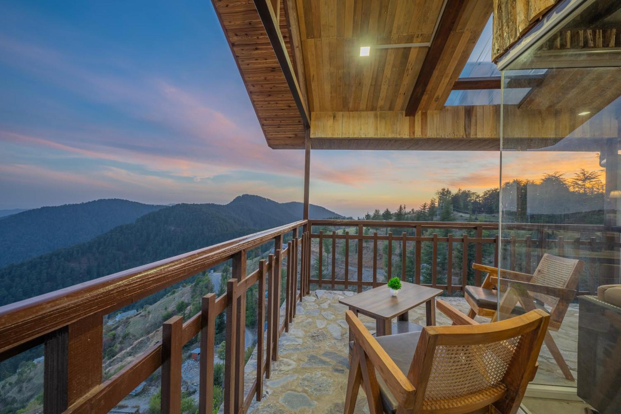 Hotel Wood Winds - A Best Valley View Hotel Shimla Exterior photo